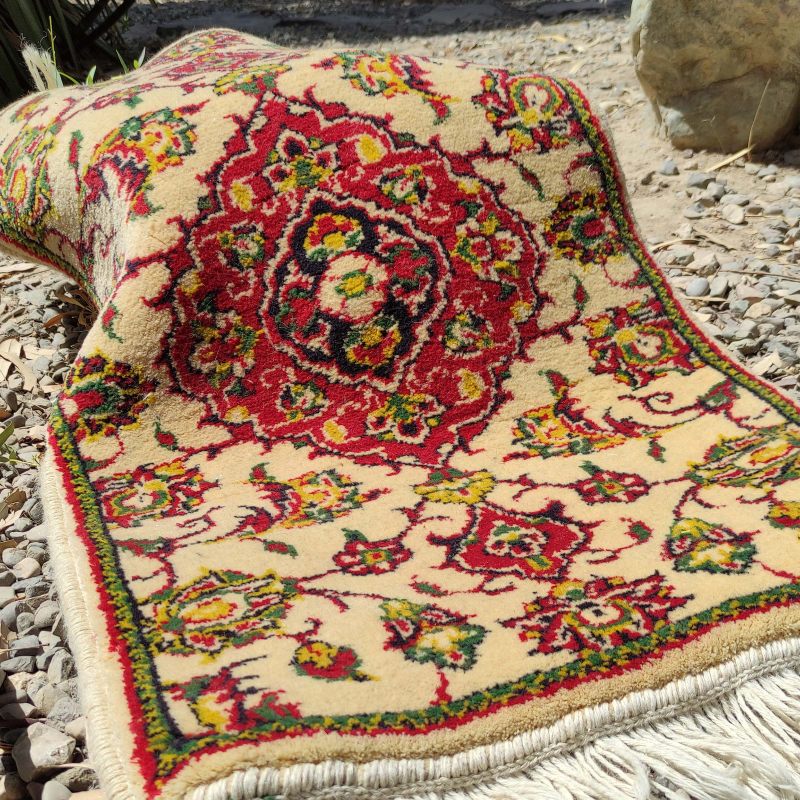 پادری طرح افشان سایز 85x50 سانتی متر پادری طرح افشان سایز 85x50 سانتی متر